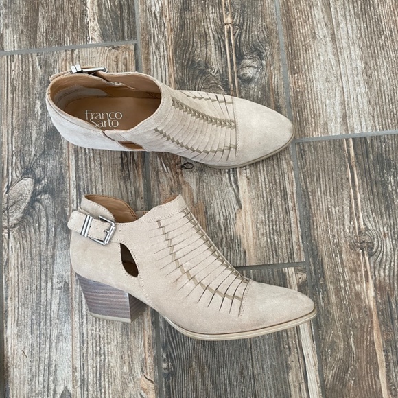 Franco Sarto tan bootie NEW - Picture 2 of 4